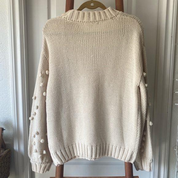 Cream knit bubble sweater - Picture 2 of 4
